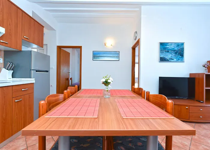 Apartments Medulin 714