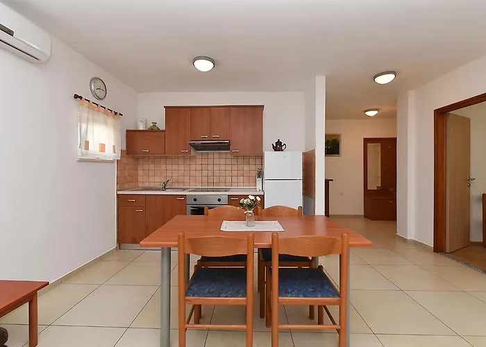 Apartments Medulin 714