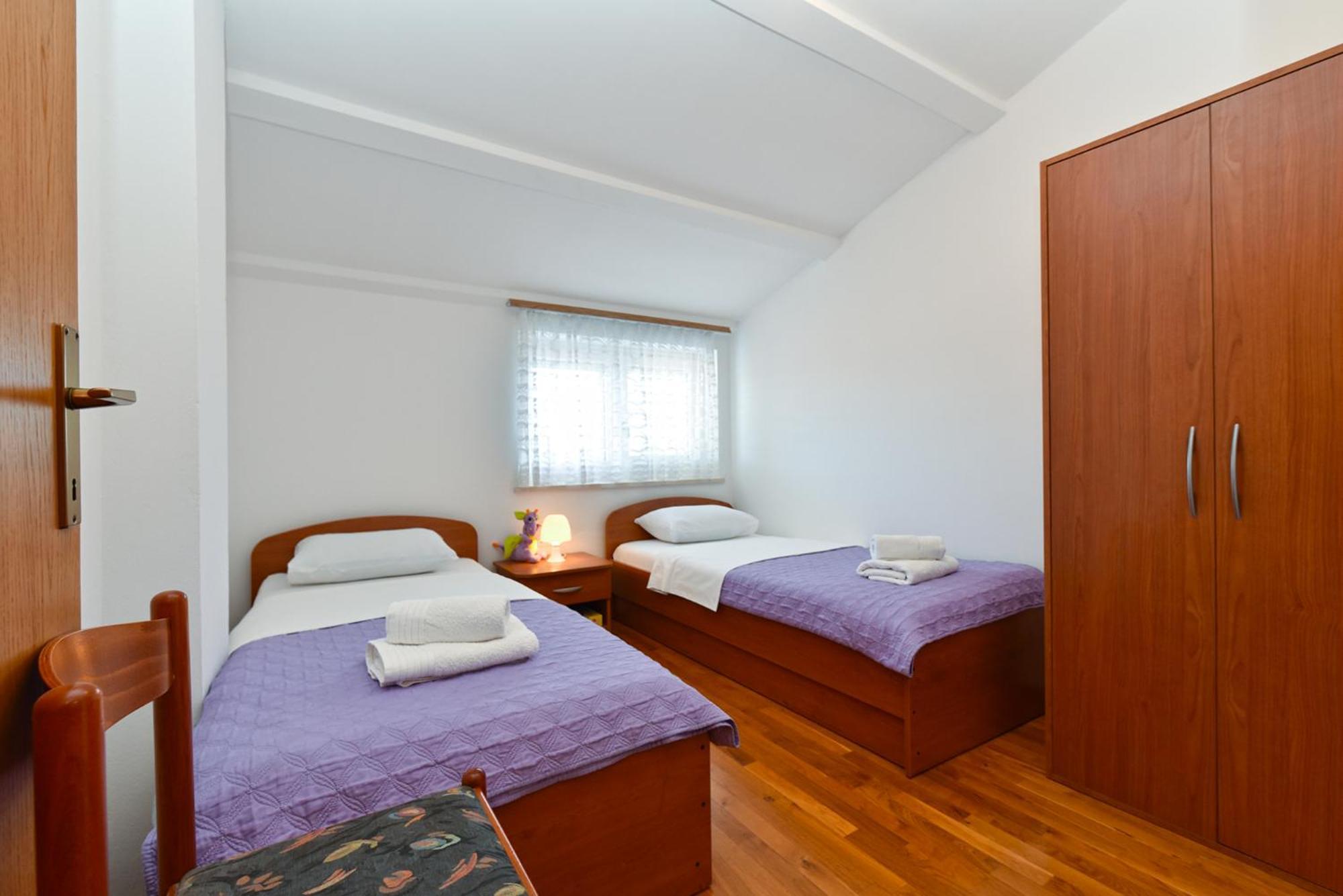 Apartman 714